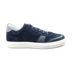 Sneakers in camoscio blu con riporto in pelle